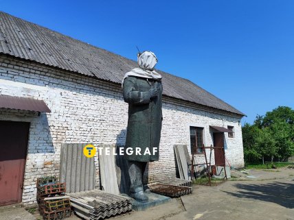 Радивилів, пам’ятник Леніну
